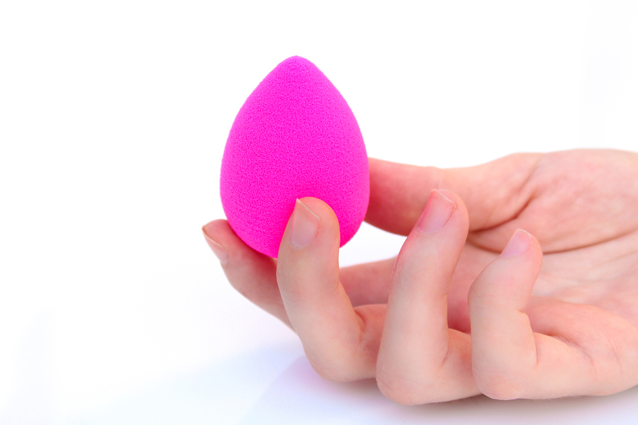 How to use a makeup sponge game
